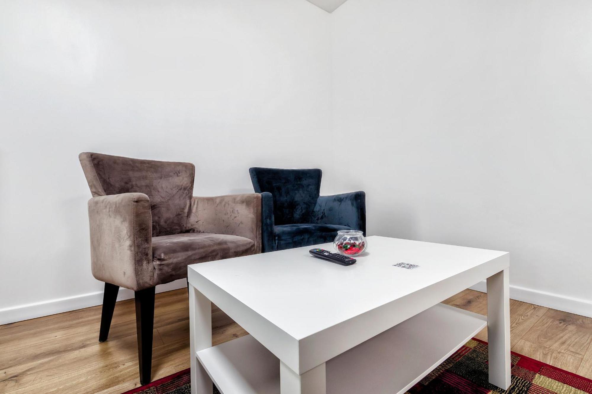 Raisson Aparthotel G84 Хан Шатыр Astana Ngoại thất bức ảnh